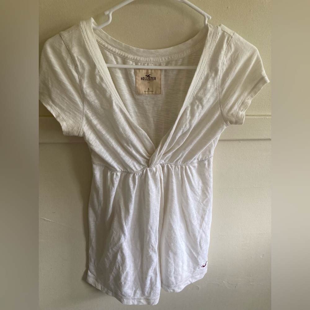 Hollister Classic White Wrap Top